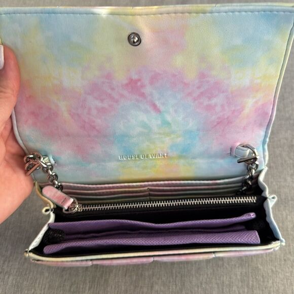 Pastel Tie-Dye Clutch with Chain - Picture 9 of 9